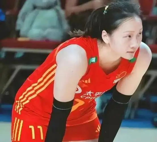 开云体育app-正式加盟,女排美女开启留洋,29岁,主攻,长相可爱,年薪曝光|仲慧|中国女排|上海女排|联赛|山东女排_新浪体育_新浪新闻